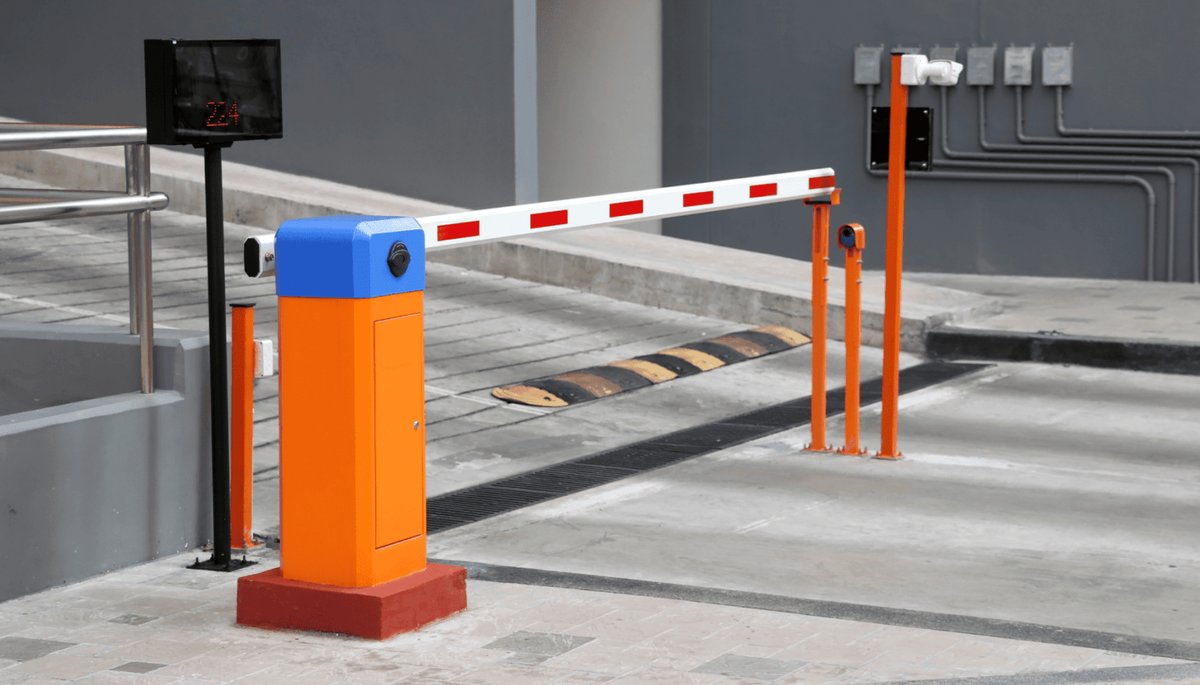 Cancela automática de controle de acesso veicular
